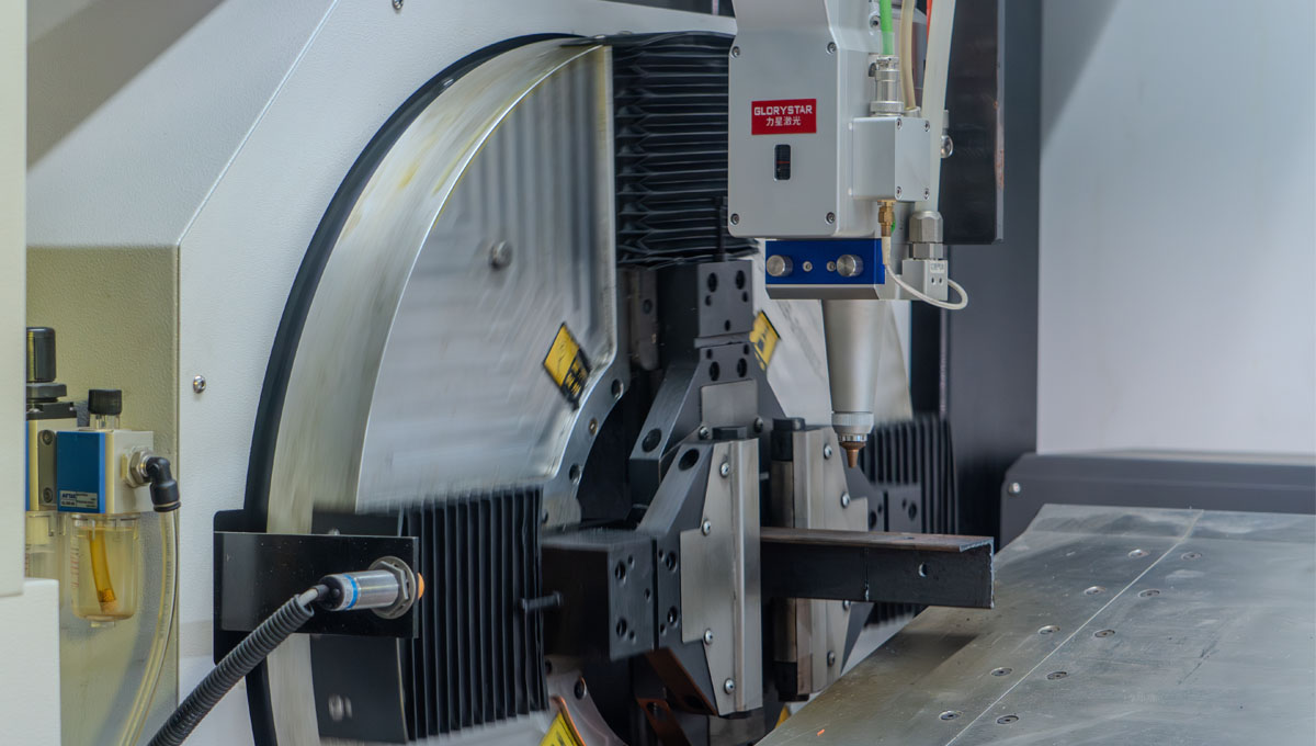 激光切割機的噴嘴和焦點的關(guān)系，這里給你講清楚